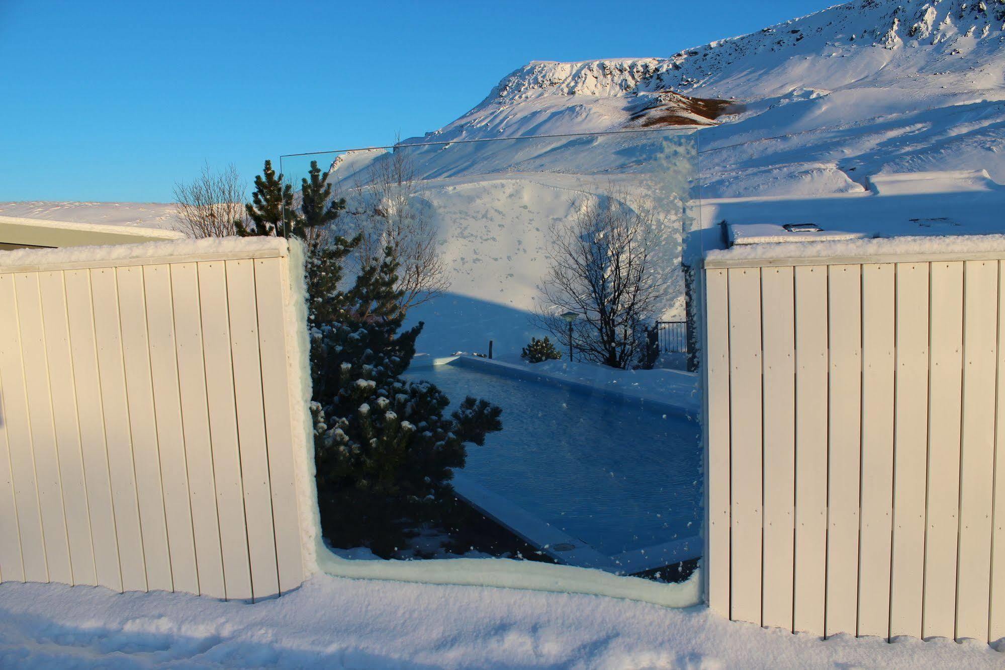Frost And Fire Hotel Hveragerdi Exterior foto