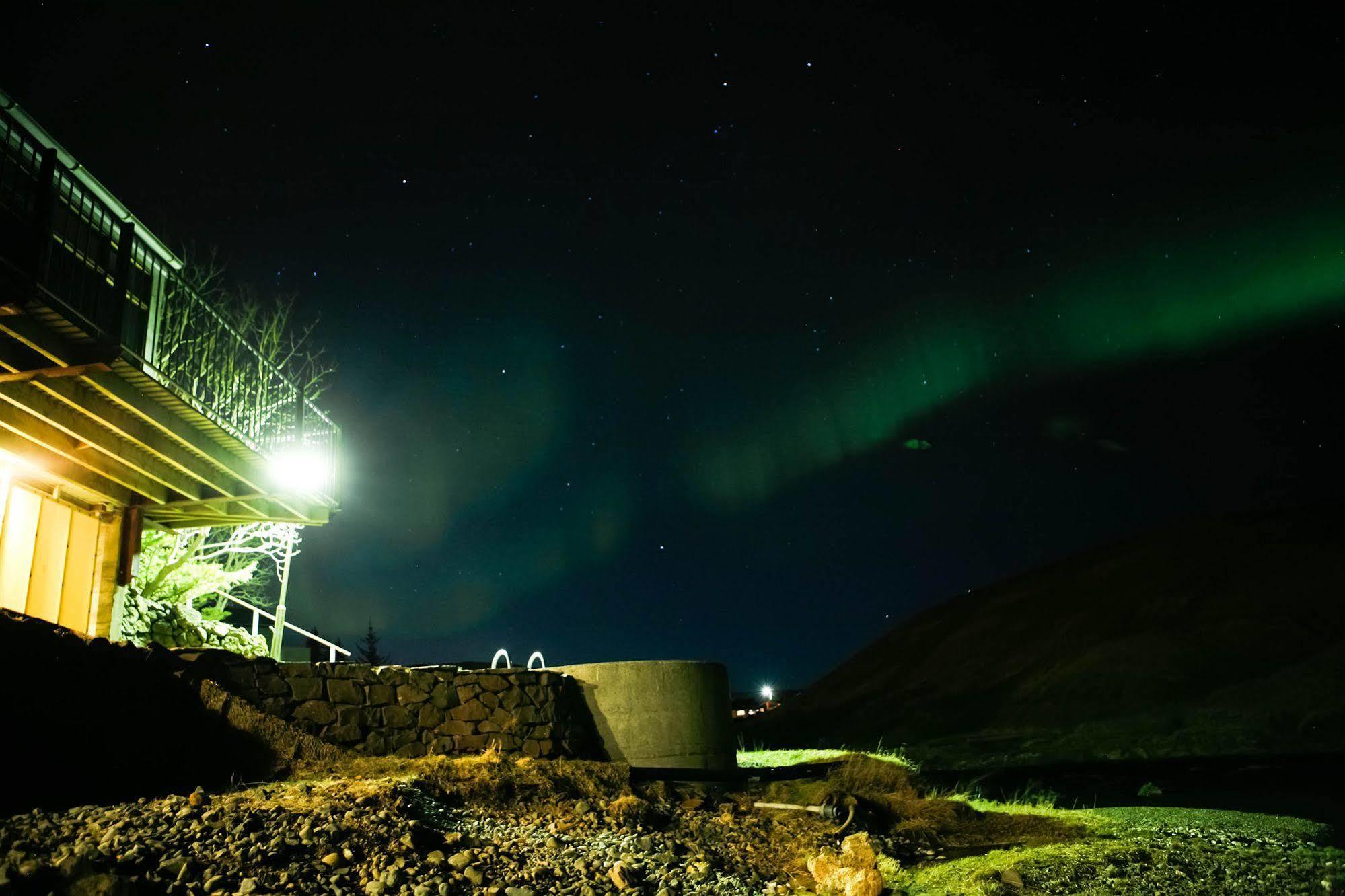 Frost And Fire Hotel Hveragerdi Exterior foto